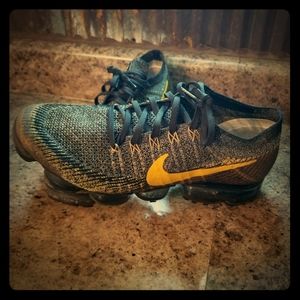 Nike Flynit Vapormax